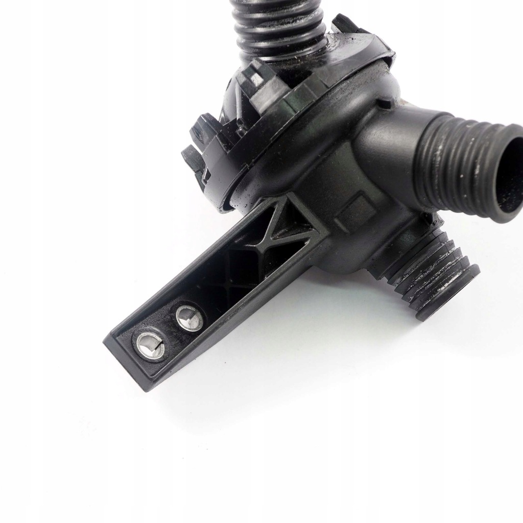 фото №10, Bmw i3 i01 термостат насос wody гібрид 8530102