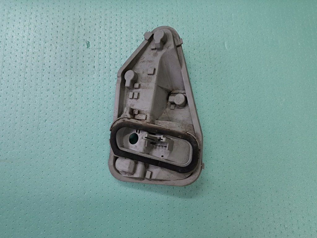 фото №1, Fiat palio вкладыш лампы правый задняя