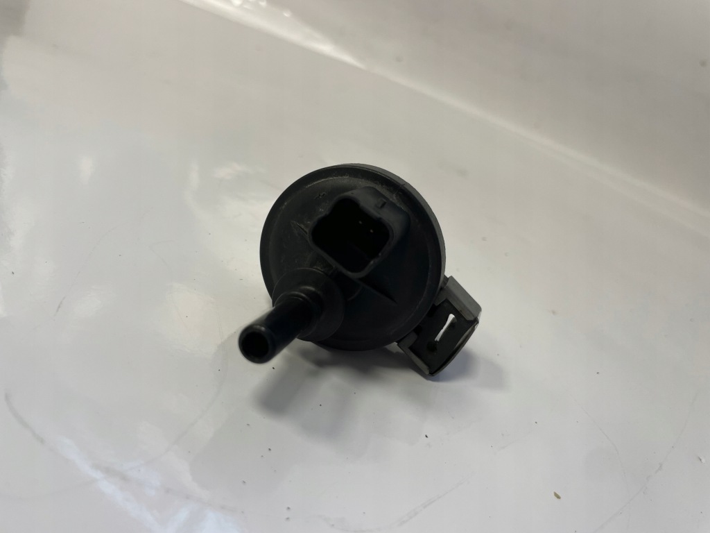 фото №7, Renault arkana 1.3 tce 22 оригінальний клапан вакууму пального v29122964