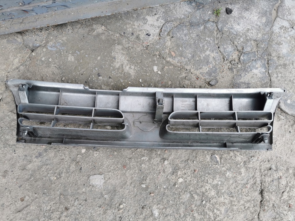 фото №5, Nissan sunny iii n14 решітка радіатора решітка радіатора радіатора