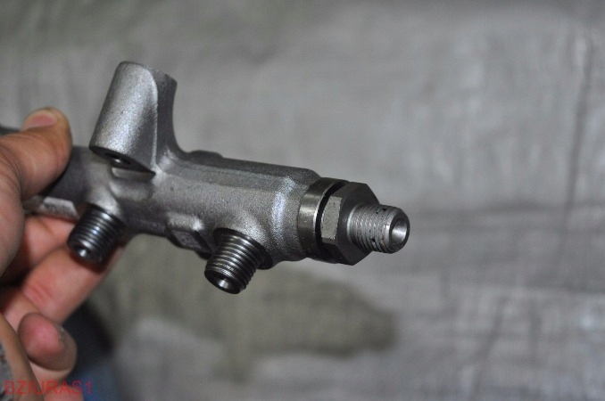 фото №3, Молдинг впрыскная audi a6 c7 fl 059130090cn