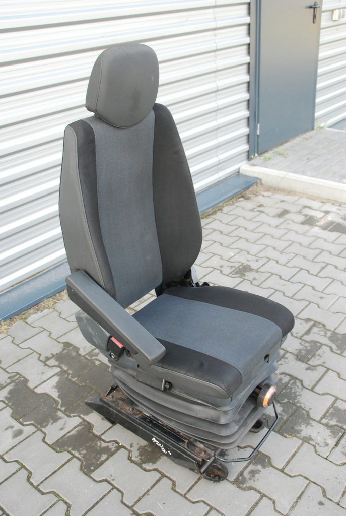 фото №8, Сидіння водія пневматичний renault master iii 10-