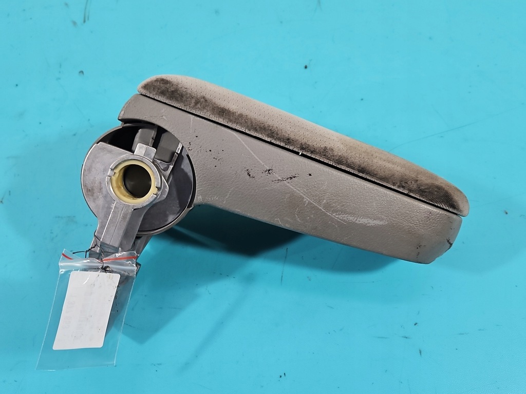 фото №1, Подлокотник vw golf iv europa