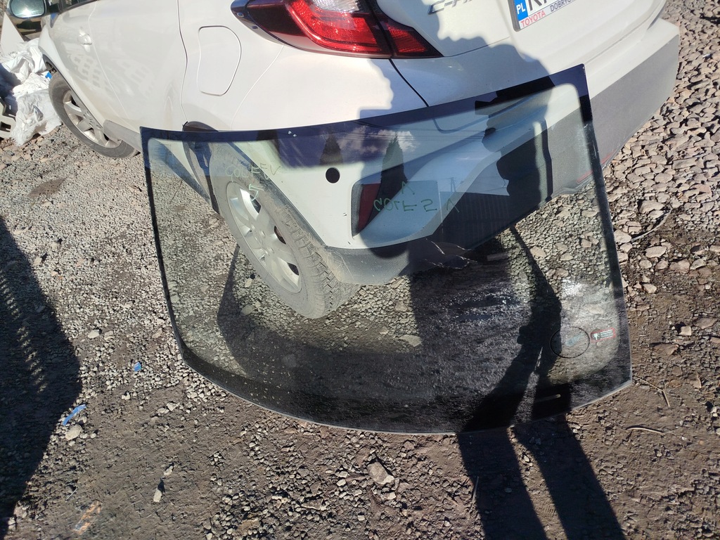 фото №1, Стекло лобовое перед vw golf 5 v