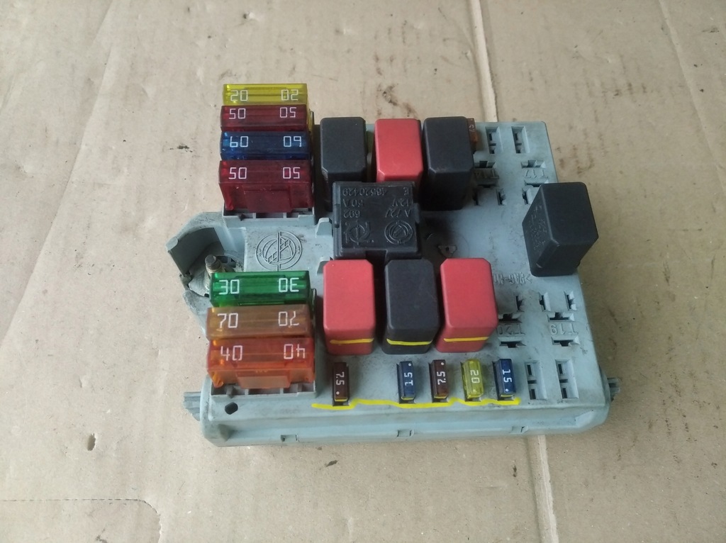 фото №1, Коробка запобіжників fiat punto ii 46778446