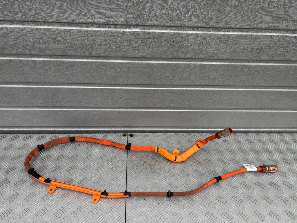 фото №1, Mercedes w206 c-klasa шланг wysokiego напряжения a2365408038