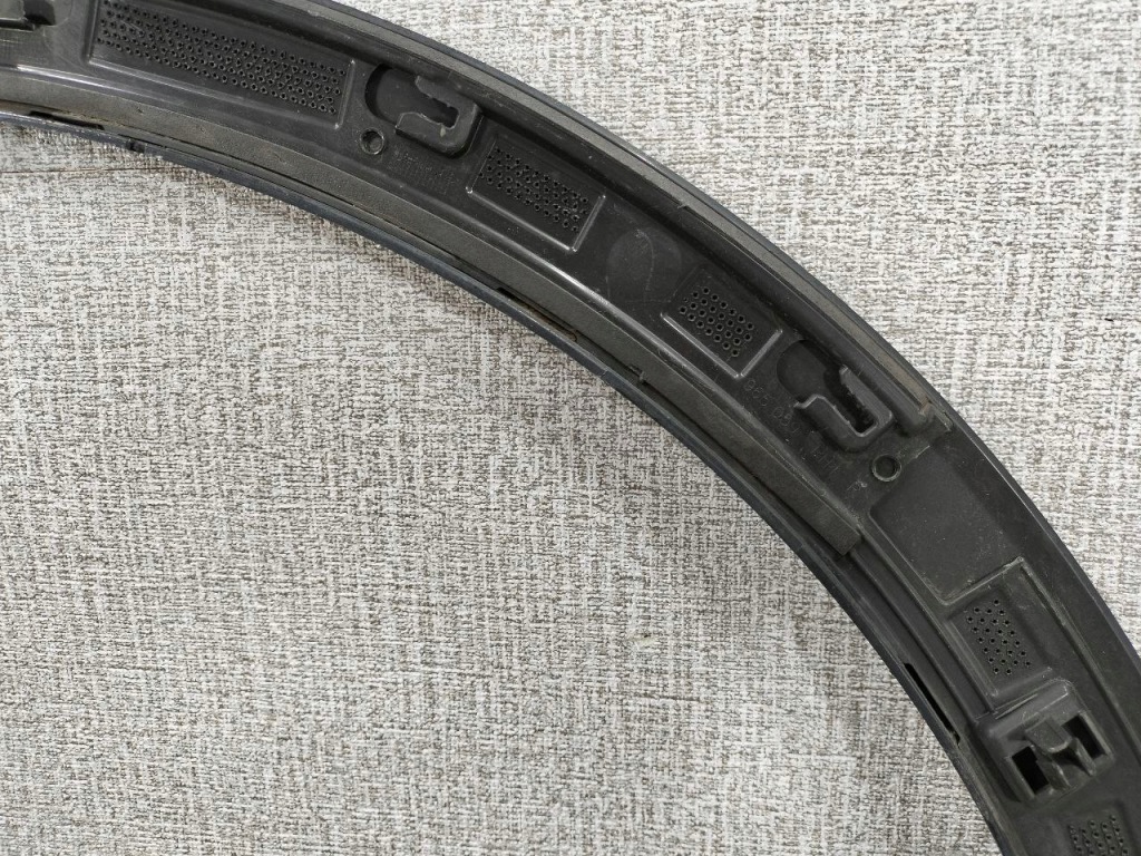 Audi q3 2 83a 2018- молдинг крыла правая задняя 83a853818a Доставка