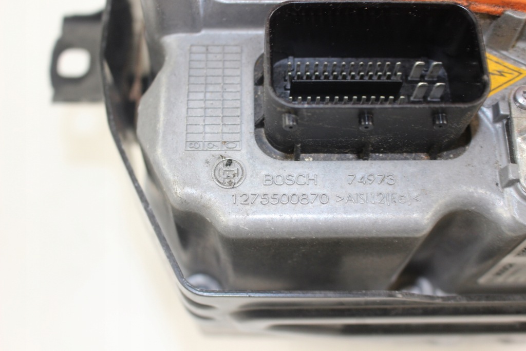 Bmw g30 инвертор преобразователь напряжения 9798799 с Разборки