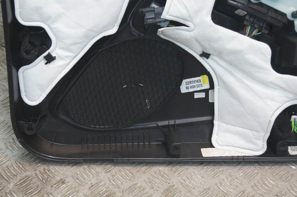 фото №13, Chevrolet camaro vi обшивка дверь левый обивка левая