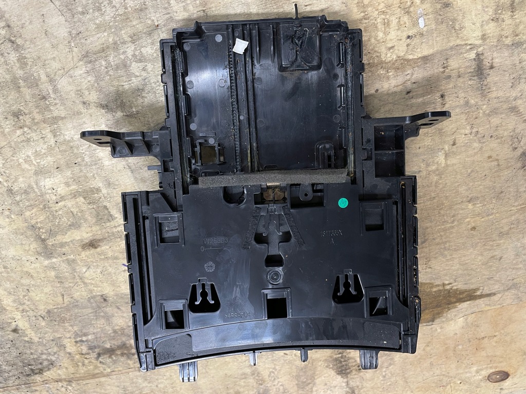 фото №1, Alfa romeo giulia механизм пепельницы бардачка