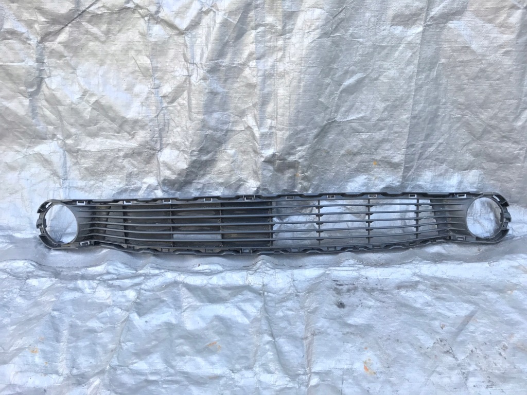 фото №1, Toyota aygo ii решётка бампера перед передняя