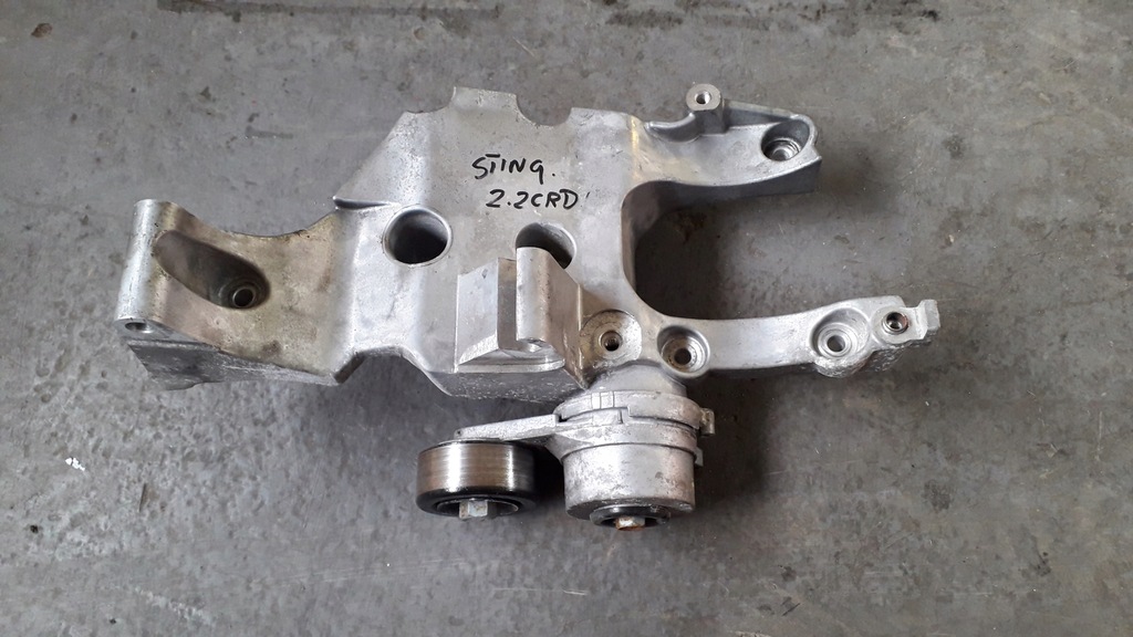 фото №1, Kia stinger 2018 2.2crdi кронштейн кронштейн натягувач