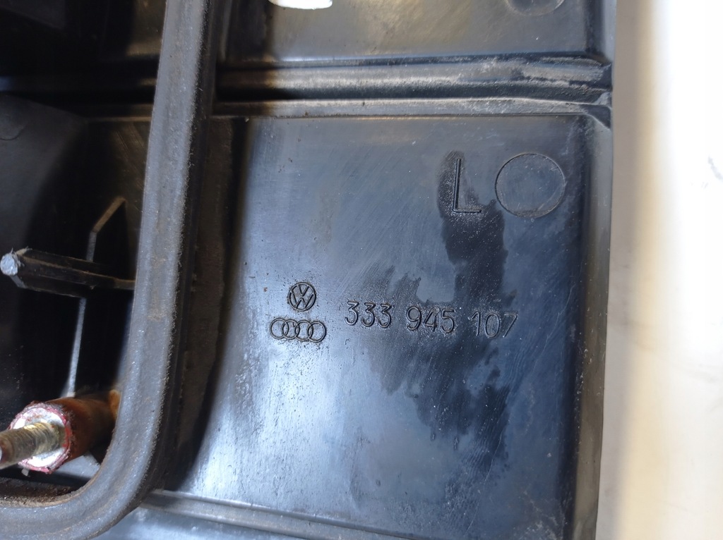 фото №7, Лампа левый задняя vw passat b3 333945107