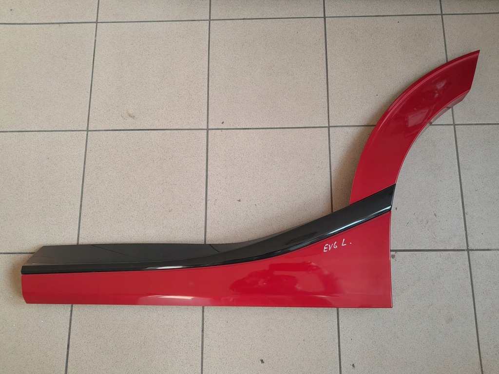 фото №1, Kia ev6 2022-23 gt молдинг дверь задняя задняя левая