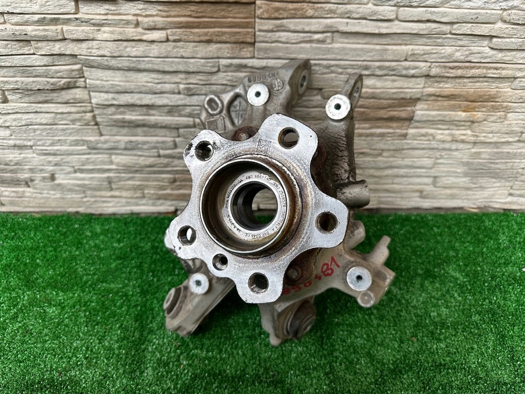 фото №1, Поворотный кулак ступица bmw 3 g20 g21 6898481