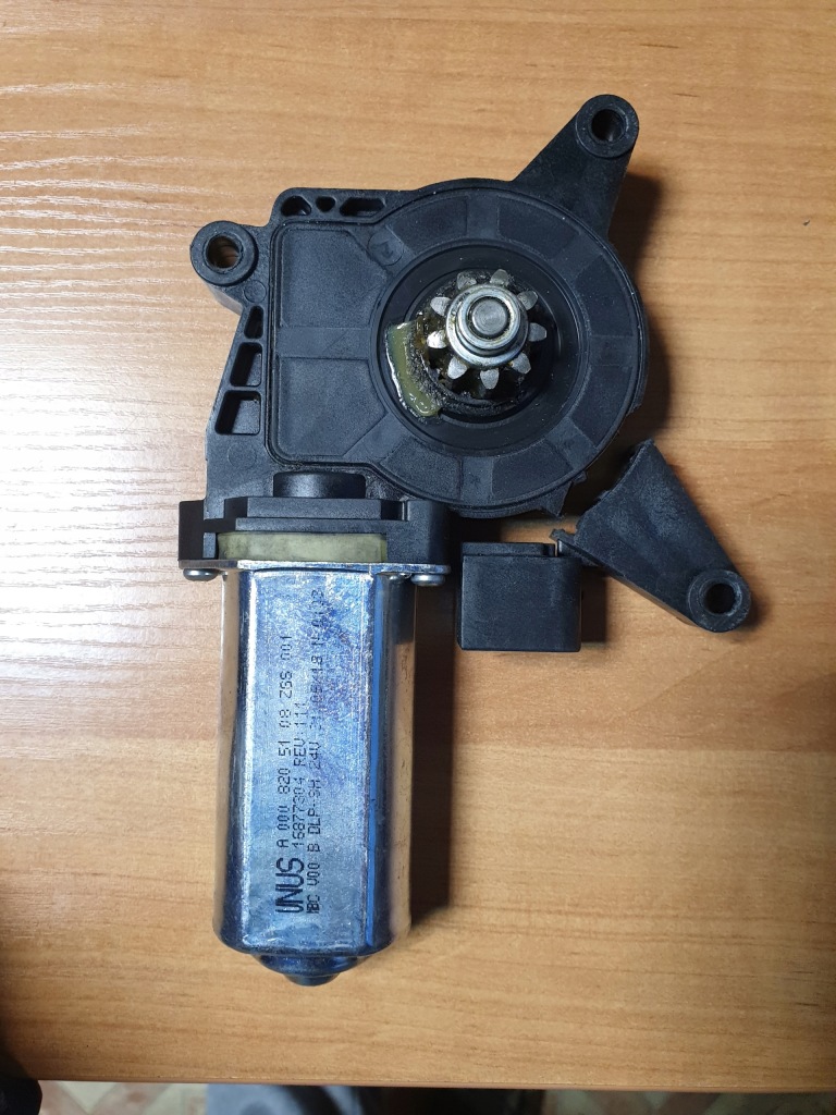 фото №1, Actros mp3 mp2 двигатель моторчик подъёма стекло