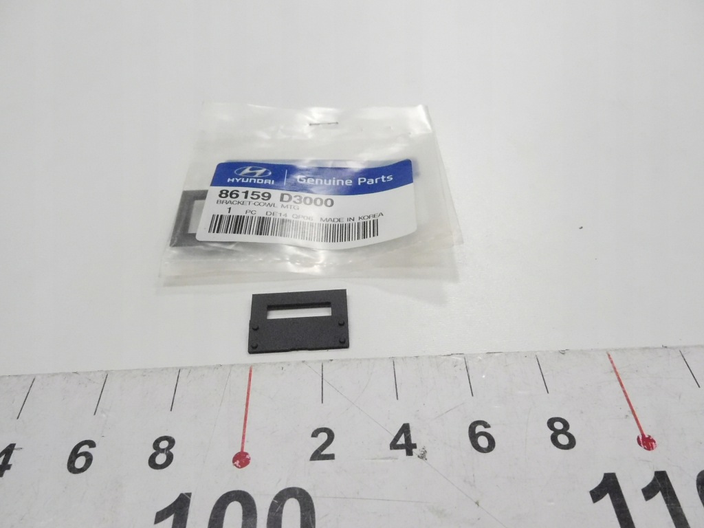 Кронштейн боковой датчика hyundai tucson оригинальный номер 86159 d3000 Недорого