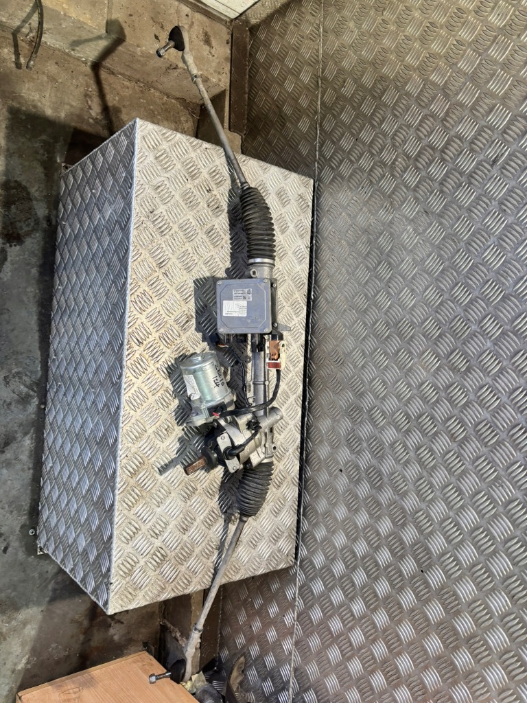 фото №1, Трансмісія рейка рульова renault twingo iii 3 smart 453 490012032r