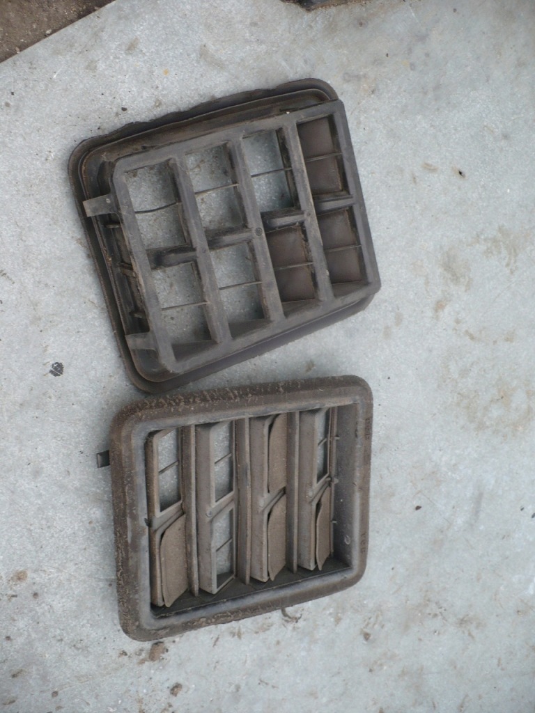 фото №1, Chrysler town country решітка вентиляційна задня 11r