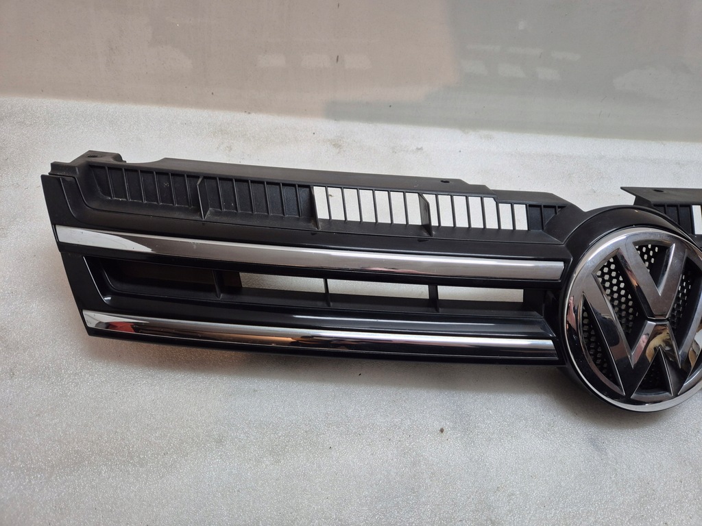 фото №2, Vw touareg ii 7p решётка радиатора решётка радиатора 2010-2014 решётка радиатора оригинал