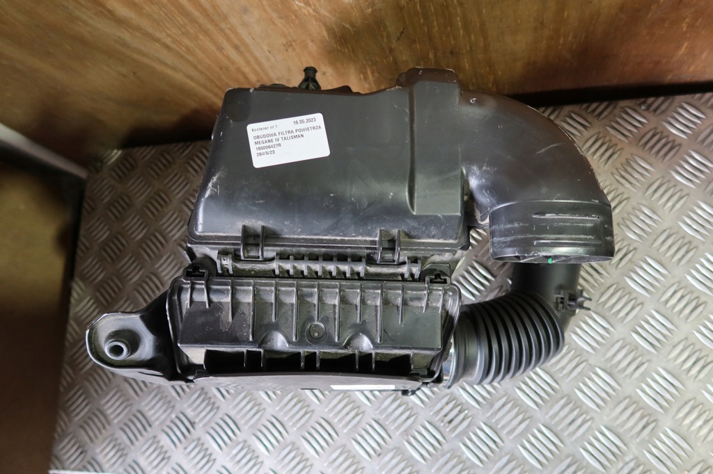 фото №1, Renault оригинальный номер 165006427r корпус фильтра воздуха