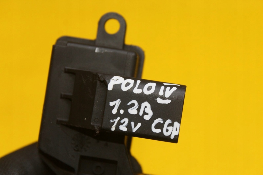 фото №7, Датчик рівня оливи polo iv 1.2 12v 045907660d