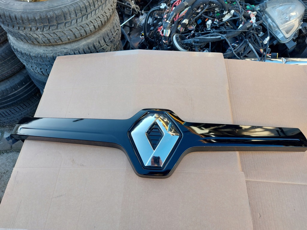 фото №1, Решётка радиатора решётка радиатора капот renault trafic iii 14- блеск