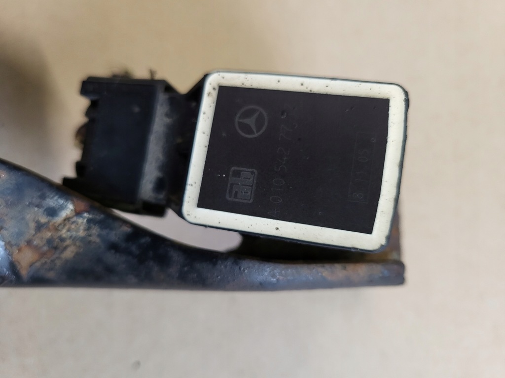 фото №11, Датчик вирівнювання кронштейн задня mercedes s w221 оригінальний номер eu