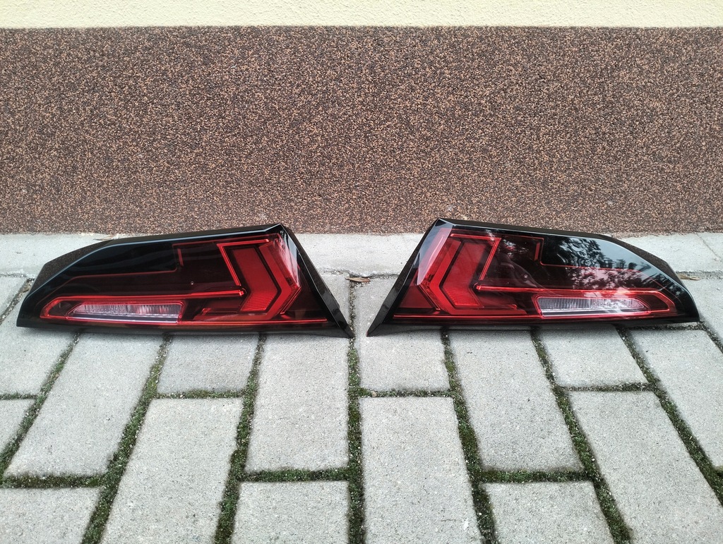 фото №1, Лампа лампы задняя правая левая bmw 1 f70