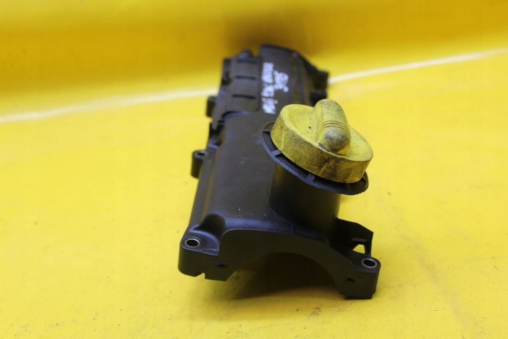 фото №6, Кришка клапанів megane ii 1.5 dci 8200379908