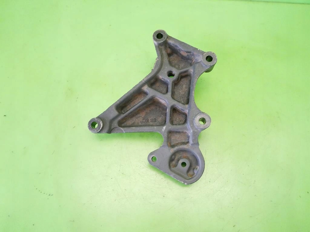 Кронштейн основание вискомуфта visco renault premium 370 dci Недорого