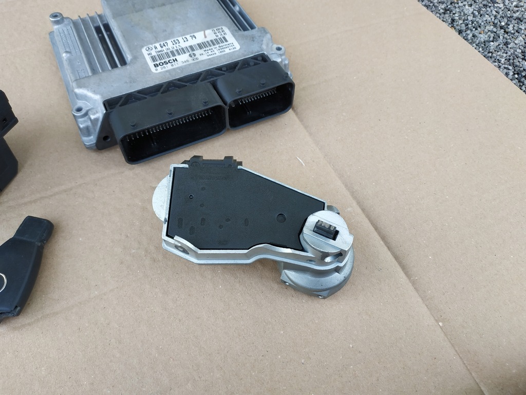 фото №8, Бортовой компьютер замок зажигания ключ набор стартовый mercedes w211 2.7 cdi a6471531379