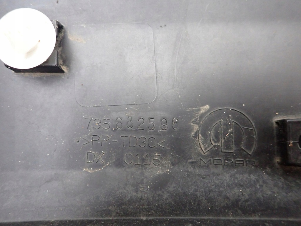 фото №13, Jeep renegade 14- молдинг накладка правый перед