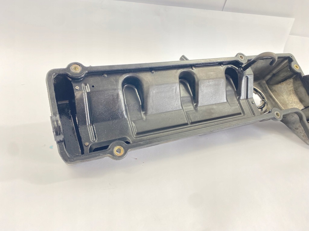 Купити Кришка клапанів капот klawiatury mercedes w124 200d 2,d 200 d 6010160705