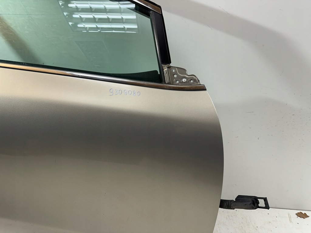 Дверь правый перед kia ceed 2 2 цвет a3 с Разборки