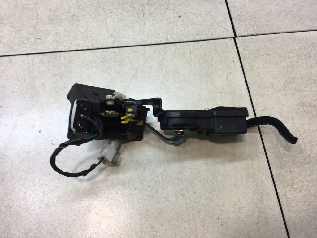 фото №5, Замок кришки багажника hyundai elantra iii