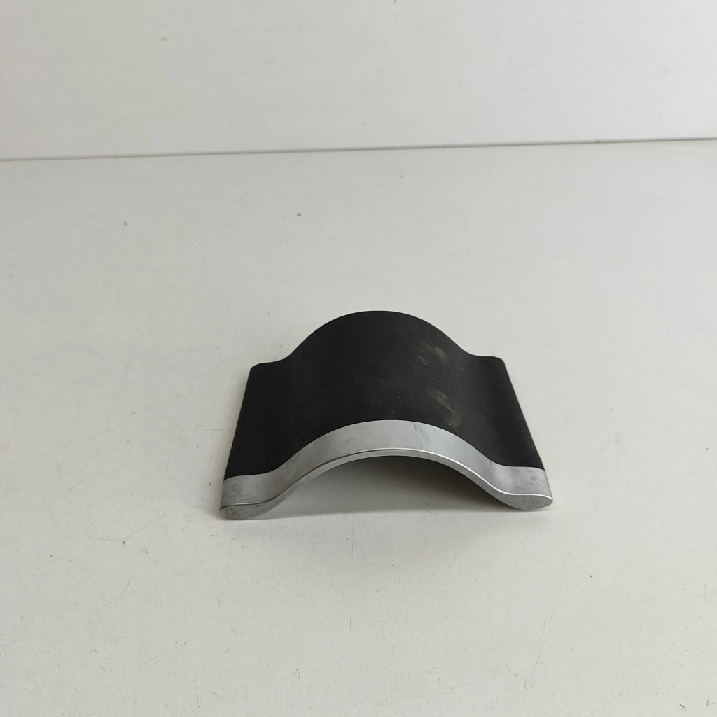 Tesla model x 2017 кронштейн na чашка панелі приладової панелі в Україні