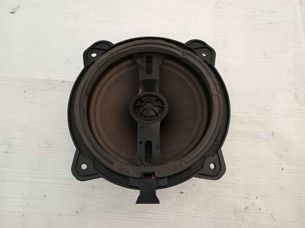 фото №1, Динамік задня audi a3 8p a4 cabrio 8h0035411