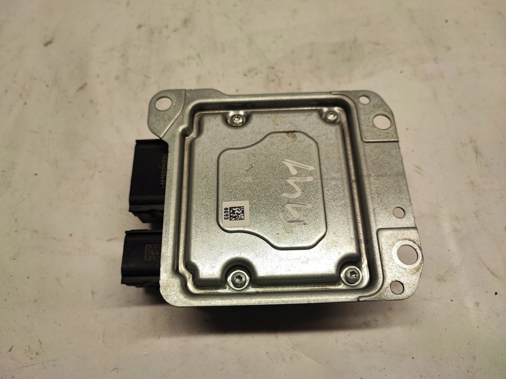 Tesla model x блок керування подушка безпеки 103676700a 2017 Київ