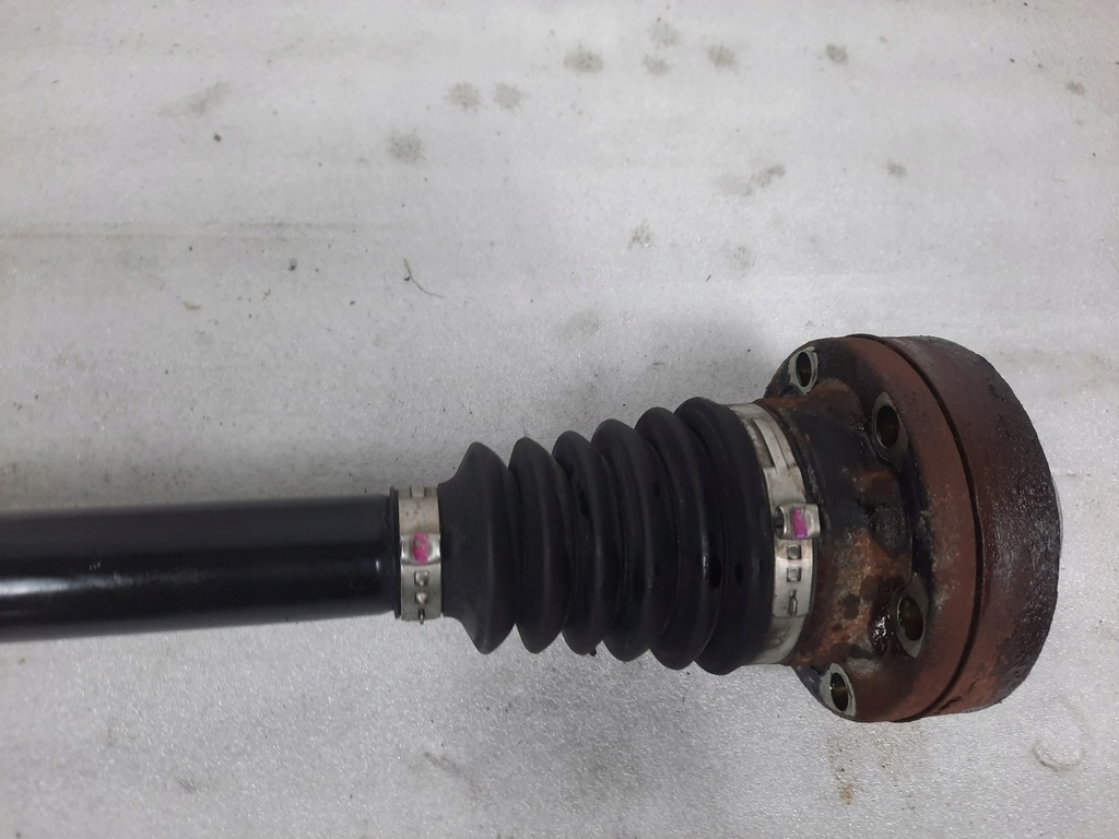 фото №4, Приводной вал правый задняя 8k0501204l audi a4 b8 s4 a5 s5