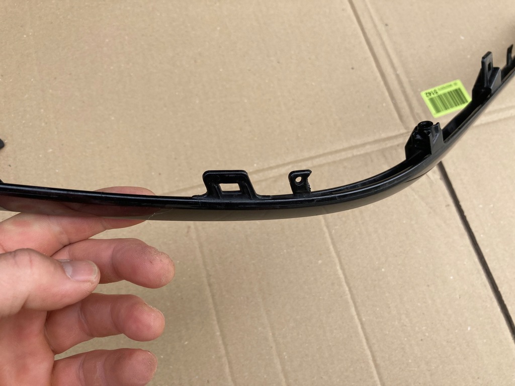 фото №7, Toyota corolla e21 19 молдинг бампера права