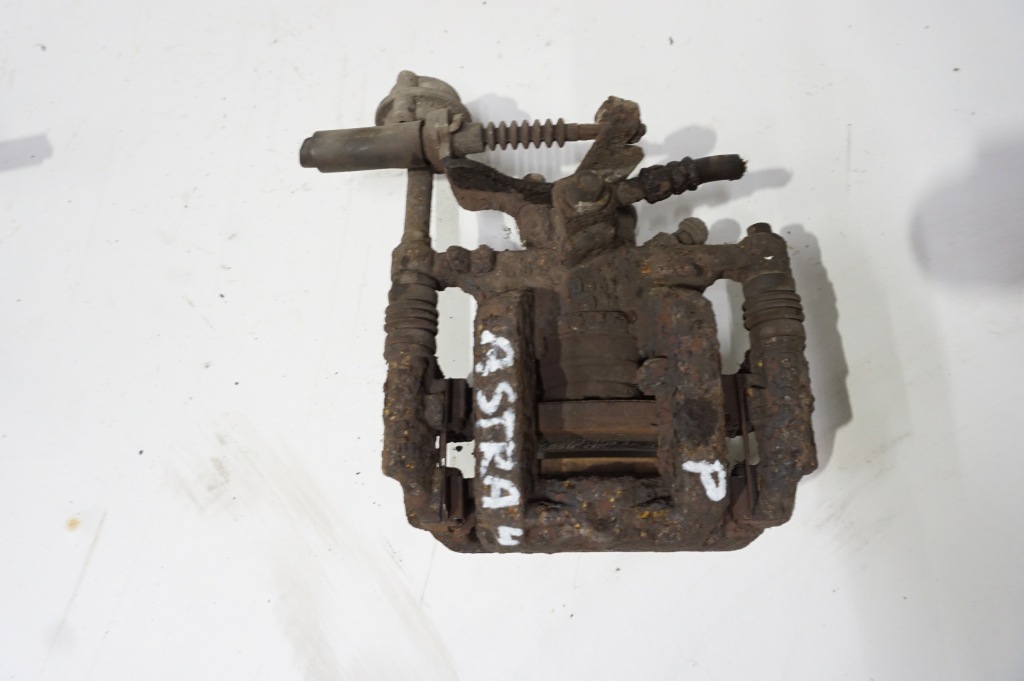 фото №1, Суппорт правый задняя opel astra 4 j