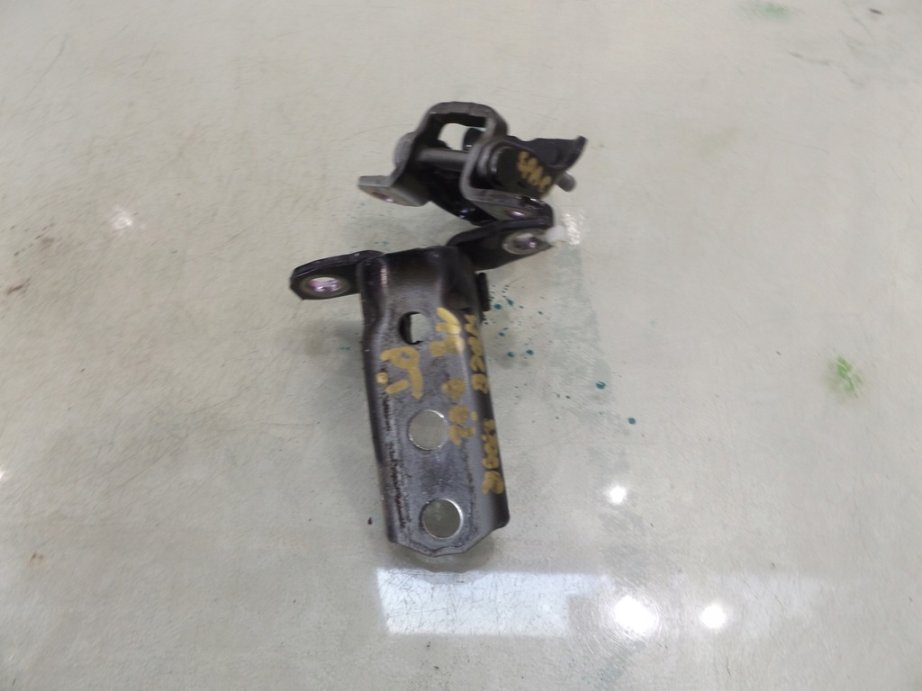 фото №2, Space star ii lift петля дверь правый задняя