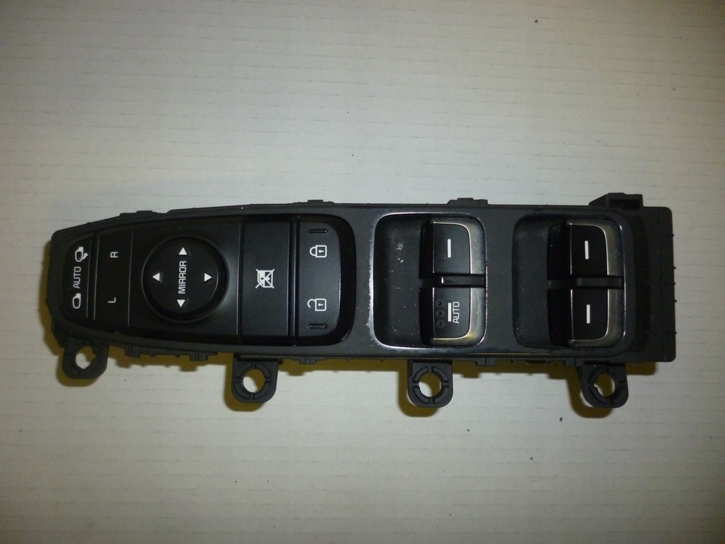 фото №1, Kia niro панель переключатель