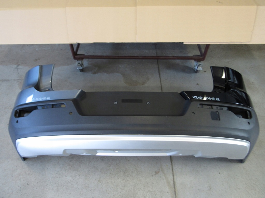 фото №1, Volvo xc40 2017-2022 бампер задняя