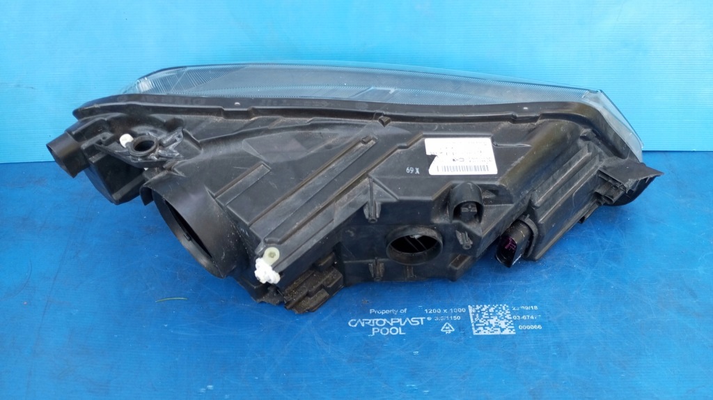 фото №10, Лампа левый перед eu 3v1941015a skoda superb iii 3 3v1 15- ксенон