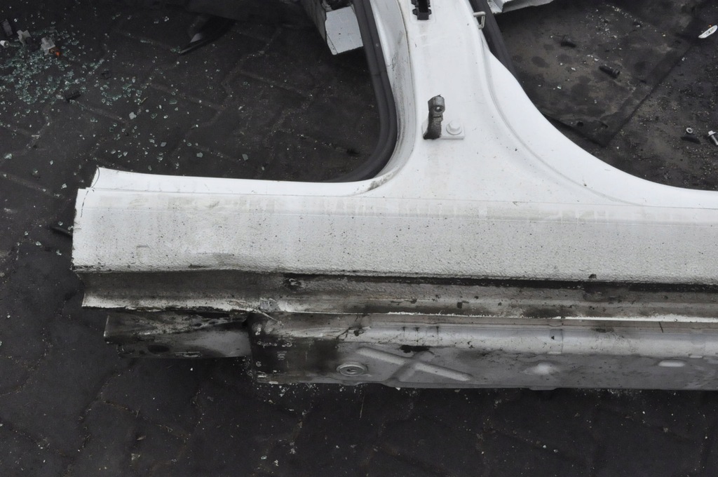 фото №7, Audi a4 b8 блок двигуна поріг правий ly9c