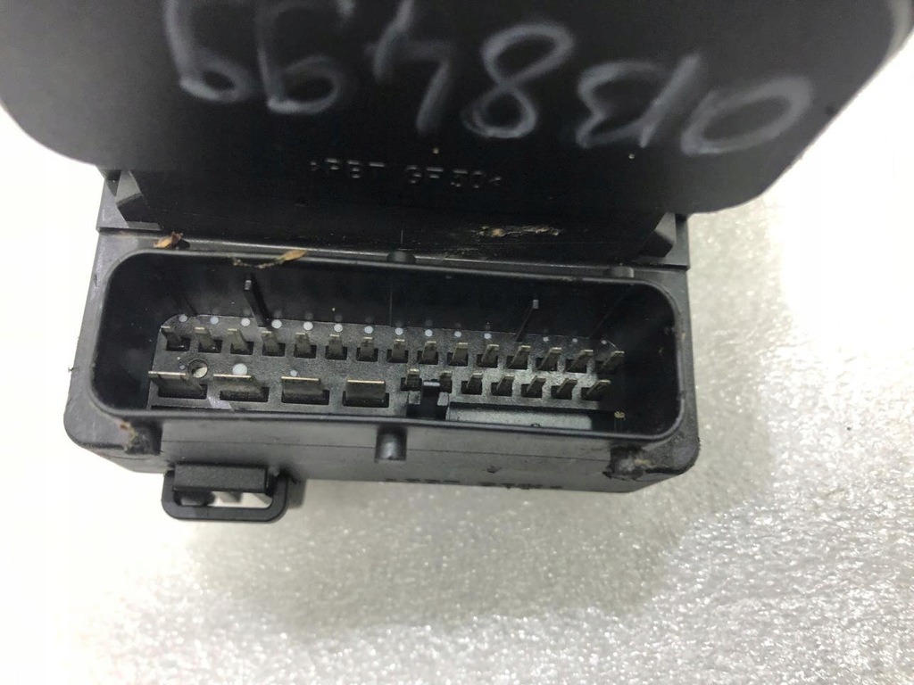 фото №7, Насос abs mitsubishi space star 0265216596