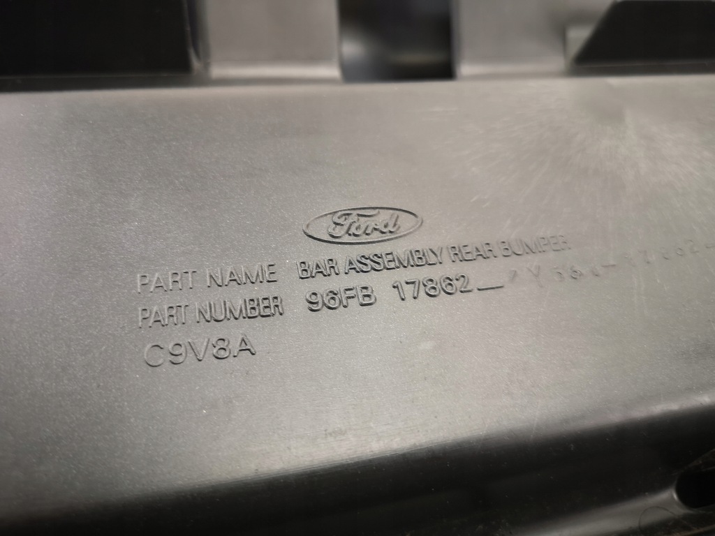 фото №11, Бампер задний ford fiesta 1995-2002 новый oryg 1122642 outlet