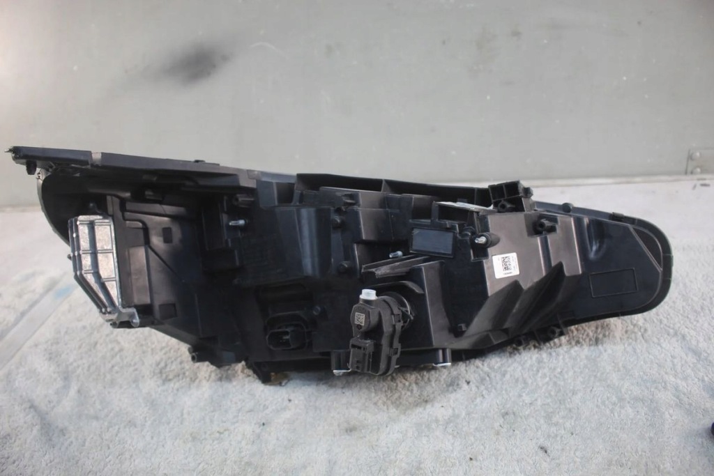 фото №4, Лампа левая перед передняя renault clio v 5 lift full led 260600149r